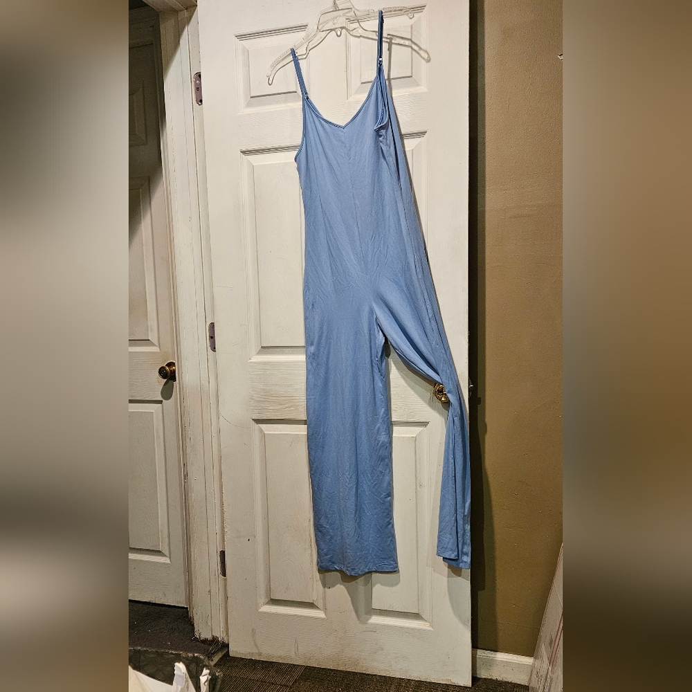 FASHION NOVA JUMPSUIT
